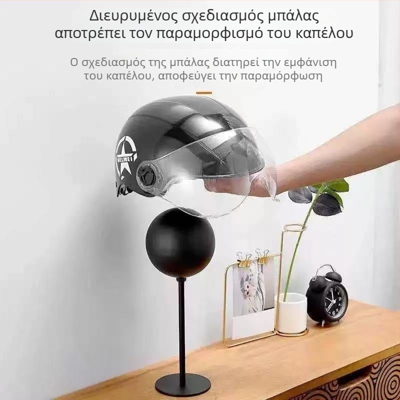 Επιτοίχιος κρεμάστρα για κράνη και παλτά, οργάνωση αθλητικού εξοπλισμού
