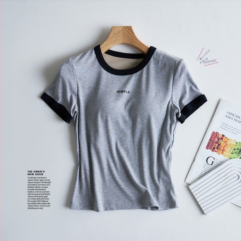 Γυναικείο T‑shirt with χρωματικό μπλοκ, επένδυση για το στήθος, χωρίς σουτιέν, κοντά μανίκια, στρογγυλός λαιμός, καλοκαιρινό casual τοπ