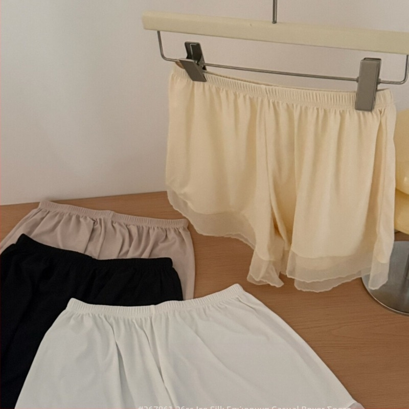 Γυναικείαι σορτς ασφαλείας από ice silk, ελαφριά καλοκαιρινή εφαρμογή, κατάλληλα για εξωτερική χρήση, με δαντελένιο τελείωμα, slip shorts