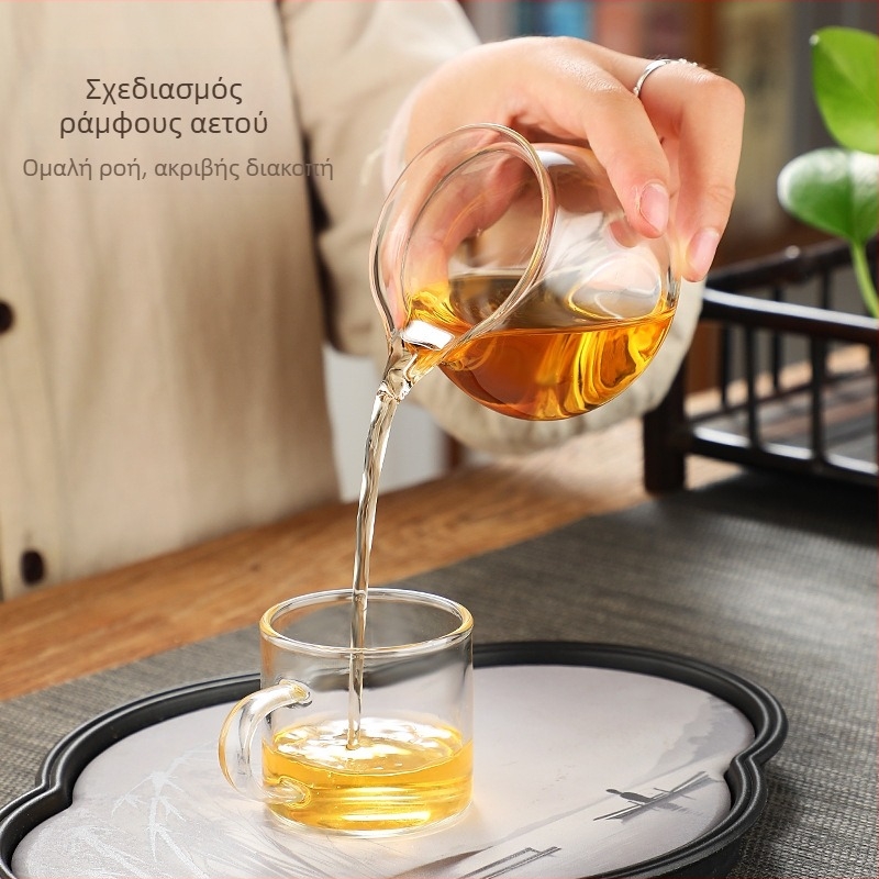 Σετ τσαγιού Kung Fu σε δύο τεμάχια με μικρή χωρητικότητα κύπελλου διανομής, διαφανής γυάλινος δίσκος τσαγιού και αξεσουάρ ρίψης