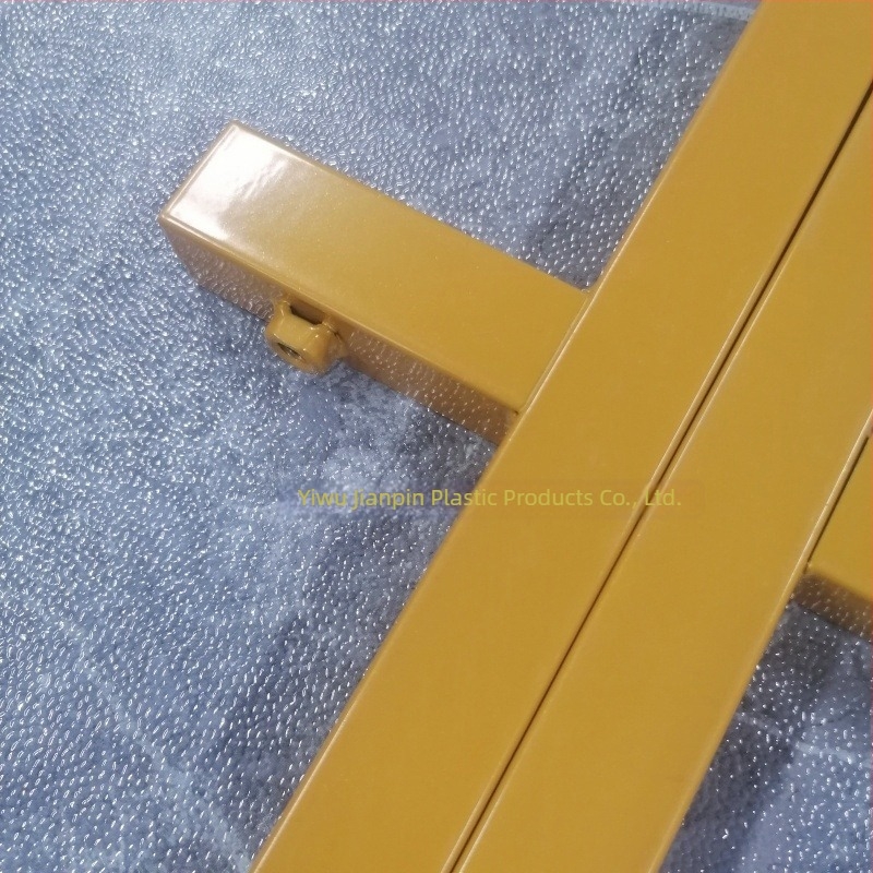 Χρυσή αψίδα για μπαλόνια με στρογγυρές γωνίες και μεταλλική κατασκευή για γάμο και κήπο