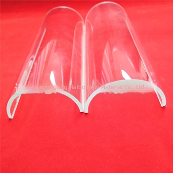 Κυρτή πλάκα από πυριτικό γυαλί και διαφανής ημισωλήνας πυριτικού γυαλιού