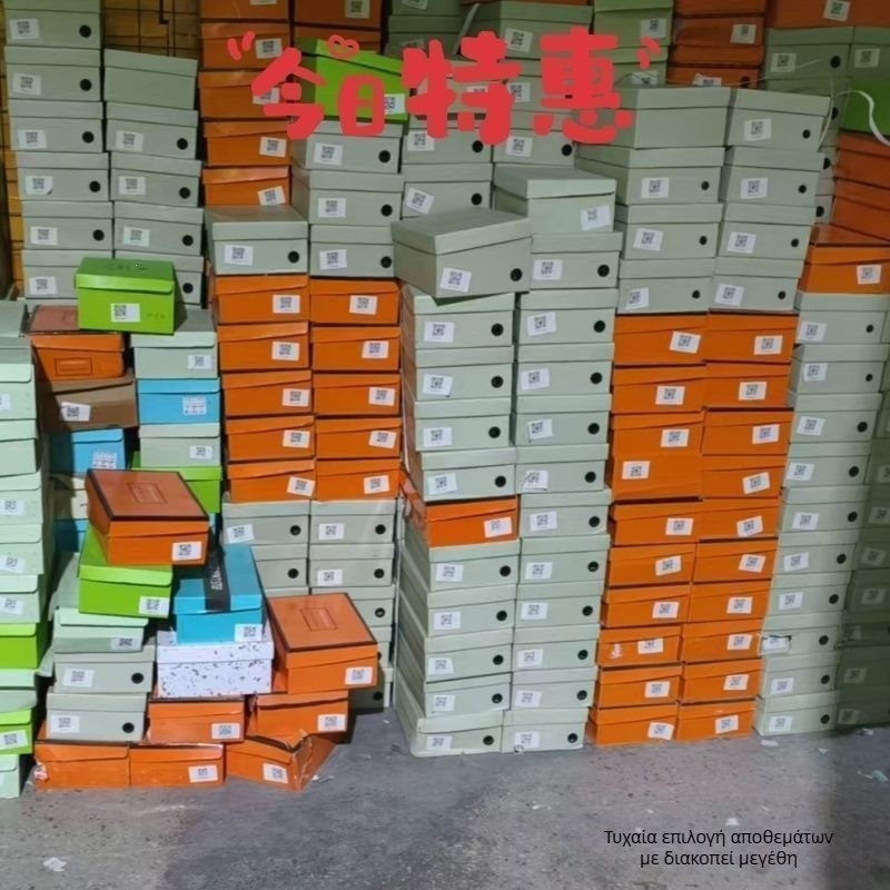 Γυναικείες καλοκαιρινές καμβά sneakers με ανάπνευσιμη διχτυωτή επάνω επιφάνεια, ελαφριά σόλα, μαύρες