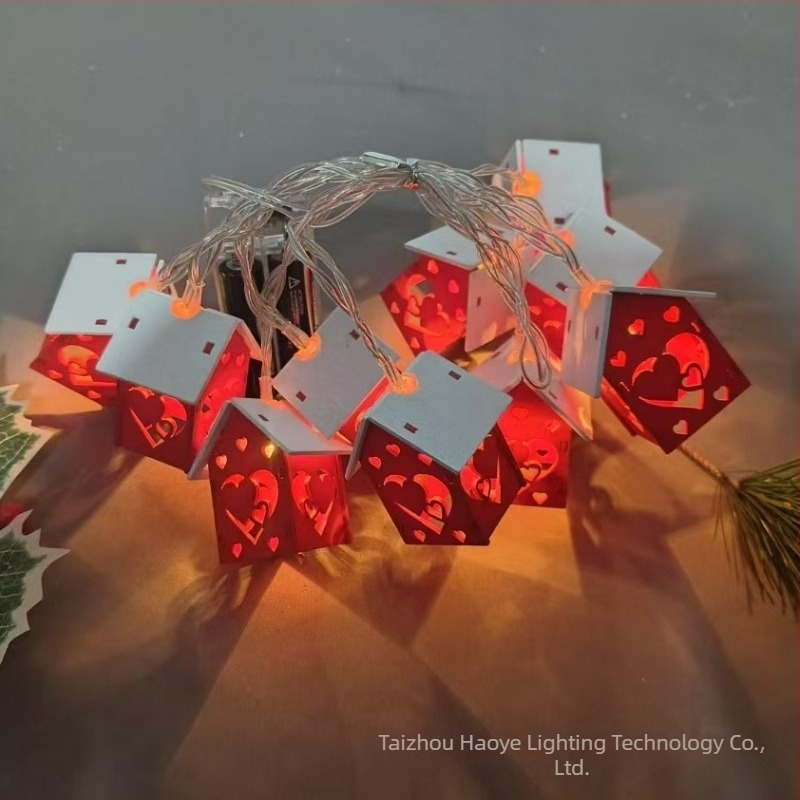 Valentinovo Božićni blagdan drvena mala kuća LED svjetlosni niz hotelska soba spavaća soba svjetleća atmosfera ukrasna svjetla