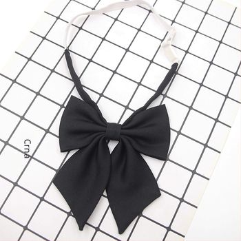 Na zalihi, japanski Jk školski stil, jednobojna mašna, crni šiljasti pernati cvijet za ovratnik, dijagonalni smeđi cvijet za djecu