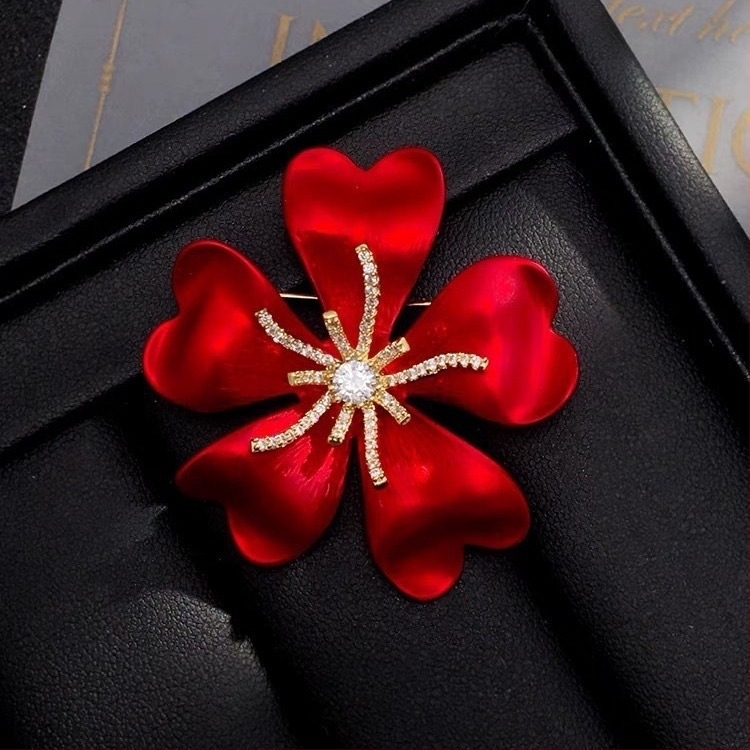 Crveni cvjetni broš Dizajn Niša Cheongsam Odijelo Dodaci Kineski stil Vrhunska Ženska Personalizirana Broš za Žene