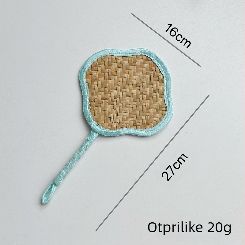 Ins Mini Love Cattail Fan Internet Celebrity Ljetni Cattail Fan Okrugli latice breskve Srcoliki ventilator Ručni ljuljajući ventilator Dječji ventilator od banane