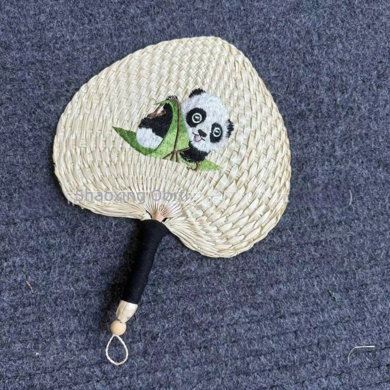 Ručno tkani list rogoza u obliku srca, veliki zongye, vez od rogoza, mala crvena mreža za zvuk tresenja knjige, crveni višebojni vez panda