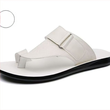 Muške japanke za ljeto 2025., reljefne kožne sandale s gornjim slojem od kravlje kože i vrhom, sportske sandale za slobodno vrijeme