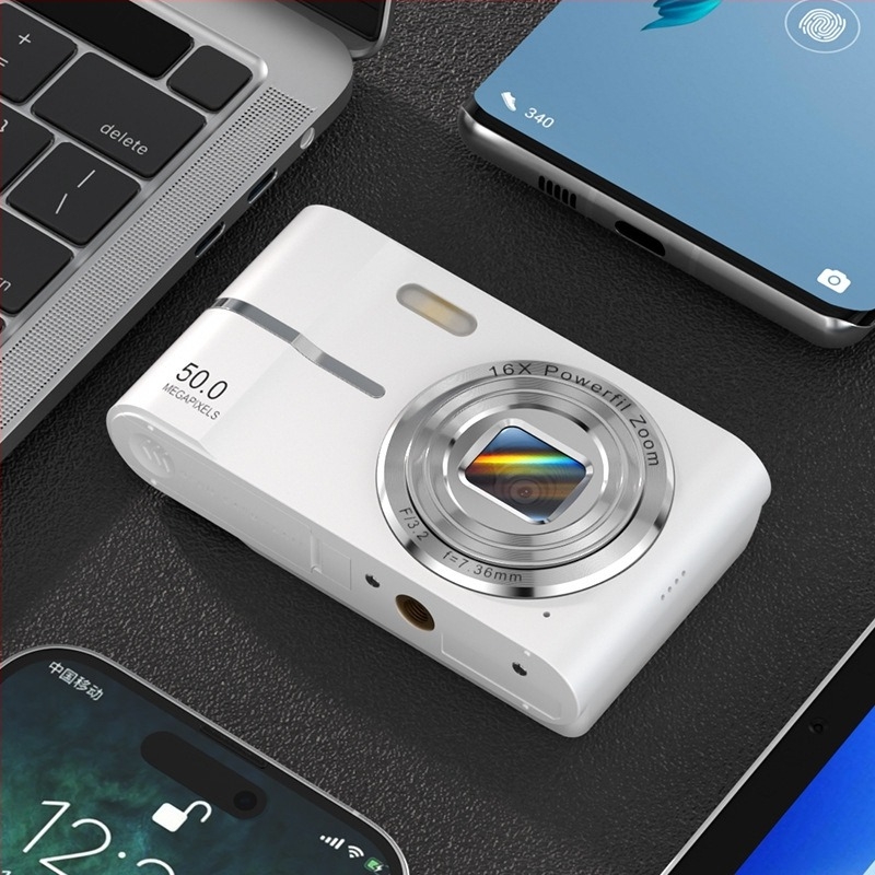 Prekogranični CCD digitalni fotoaparat za studente visoke razlučivosti, putni fotoaparat za početnike, jeftini fotoaparat za retro ručnu prtljagu, mala kartica