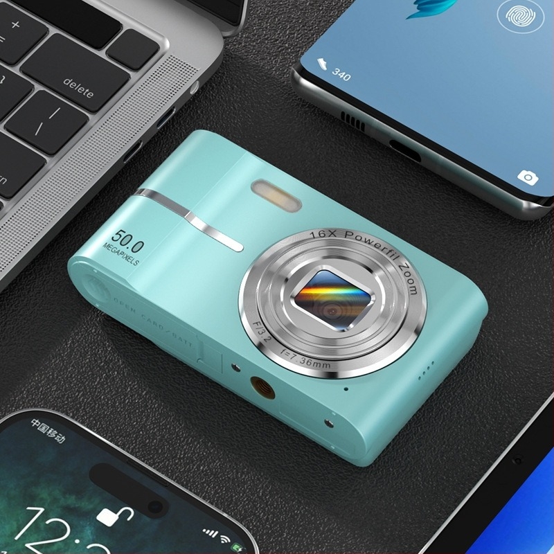 Prekogranični CCD digitalni fotoaparat za studente visoke razlučivosti, putni fotoaparat za početnike, jeftini fotoaparat za retro ručnu prtljagu, mala kartica