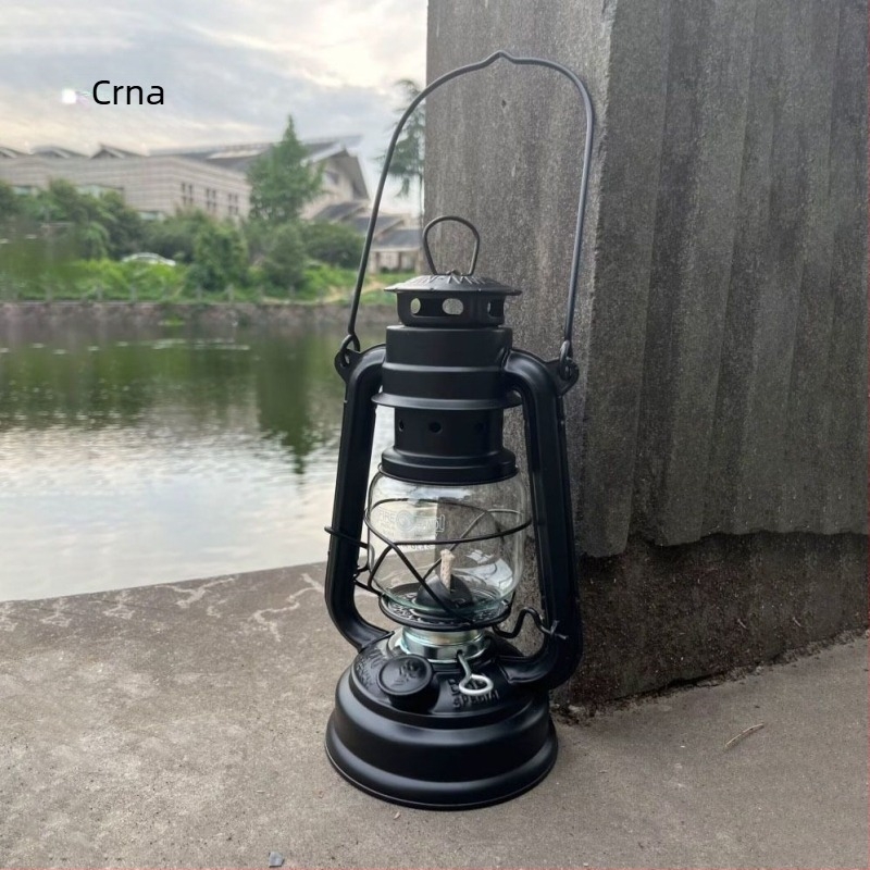 276 Vatreni fenjer Starinska kerozinska lampa Konjski fenjer Kamperski stil Šatorska lampa Retro lampa Kamperski stil Nostalgična atmosfera Kamp lampa