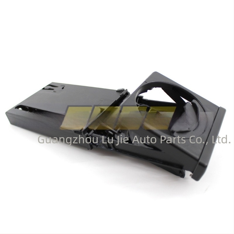 Odgovara za Audi A4B6/B7 02-08 držač čaša za vodu, crni, 8E 1 862 534 H