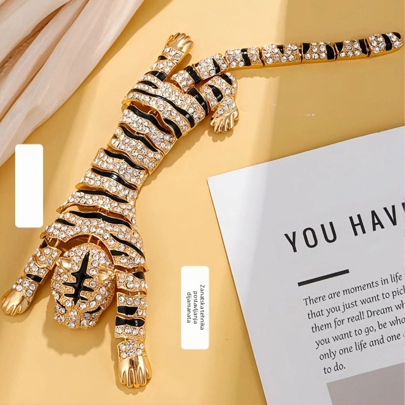 Europski i američki eksplozijski broš s tigrom preko ramena, ženska igla za tešku industriju, modni dijamantom ukrašeni, elegantni kaput i džemper, svestrani