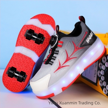 Dječje role na četiri kotača, Ljetne sportske role za dječake, Učeničke cipele sa svijetlećim efektima