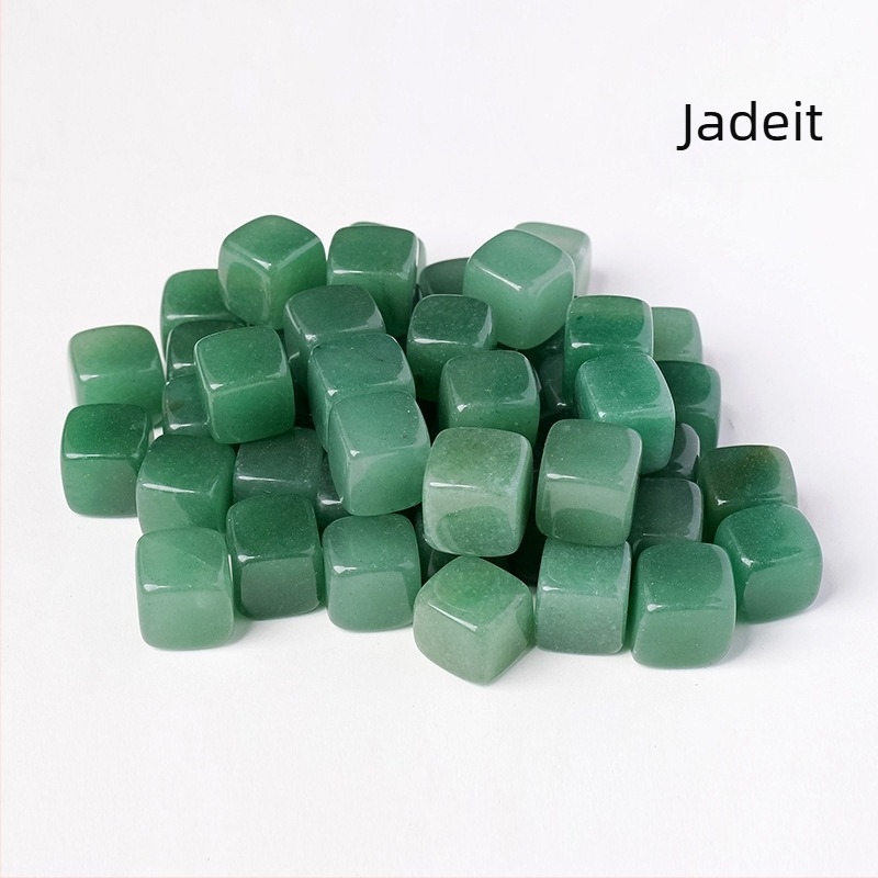 Prirodni kristalni originalni kamen 13 mm kvadratni kvadratni šareni kristal poludragog kamena kristal demagnetiziranog kamena ukrasni ukrasi za akvarij