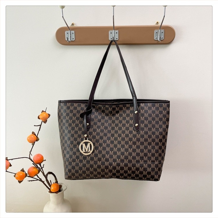 Ženska tote torba za svakodnevnu upotrebu, street fashion stil, PU materijal, vodoravni kvadratni oblik, zatvarač, unutarnja džep za telefon