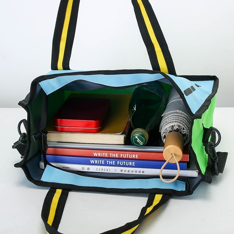 Torba od platna u japanskom stilu za žene - ljeto 2025, torba preko ramena s jednim remenom, 2D crtani dizajn, velika kapaciteta