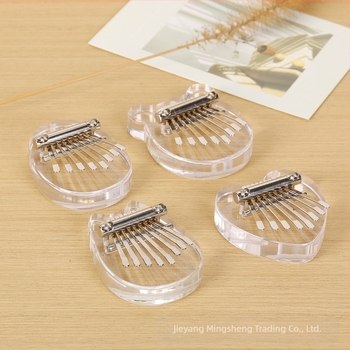 Kalimba Ruzik 816 — pakiranje: kartonska kutija s lanardom i uputom; namijenjeno glazbenim instrumentima (Brand: Ruzik; Model: 816; Pakiranje: kartonska kutija, lanard, upute; Namjena: glazbeni instrumenti)