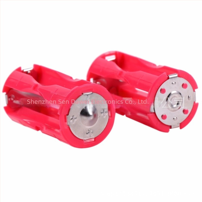 Baterijski adapter-barrel 1.5V, No.7 do No.2, četiri AAA u paralelnoj konfiguraciji, 4 odjeljka, izlaz tipa C