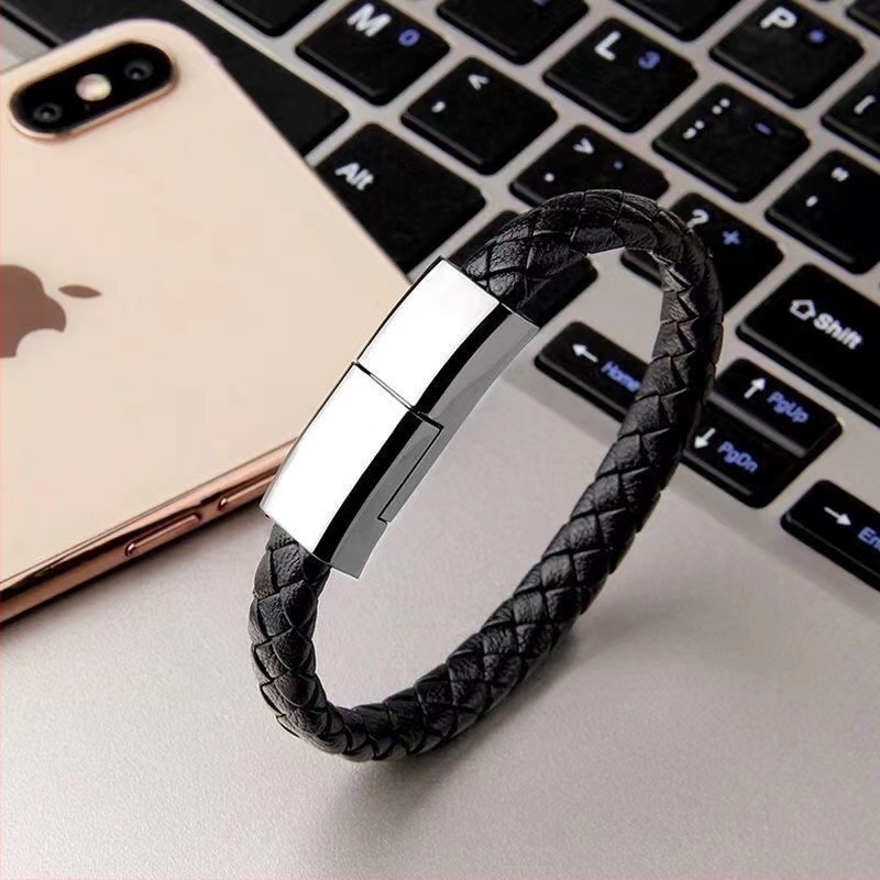 Unisex kožna pletena narukvica za punjenje s USB priključkom, kompatibilna s više telefona.