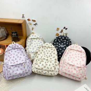 Naylonski ruksak s proširivim dizajnom, kapacitet ispod 20 L, pogodan za 8-inčni prijenosnik, s jastučićima na ramenima