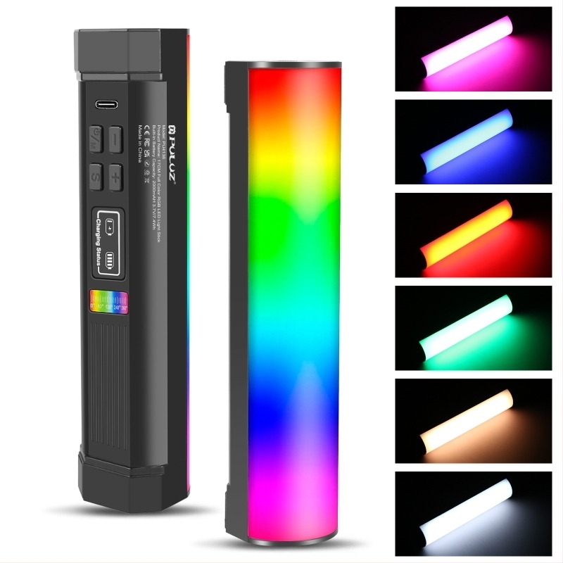 LED rasvjeta za fotografiju i livestream, prijenosno RGB rasvjetno svjetlo, model PU4134, marka Puluz/Fat Cow, plastično kućište, težina 0,576 kg, predstavljen 2022