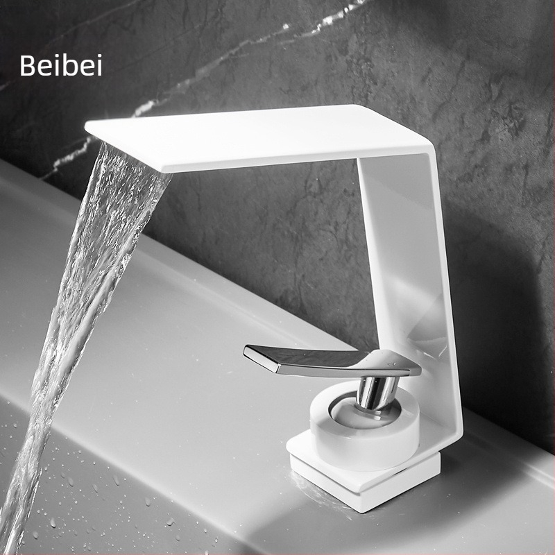 Slavina za umivaonik u kupaonici, pod ploču montaža, topla i hladna voda, mesingovo tijelo, keramički kartridž, ručica za podizanje