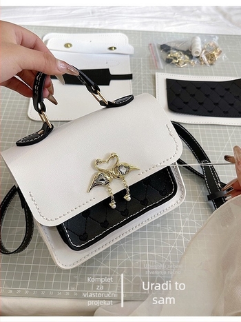 Ženska torbica na rame u uličnoj modi, PU materijal, uspravni kvadratni oblik, zatvaranje poklopcem, unutarnja ID pretinac