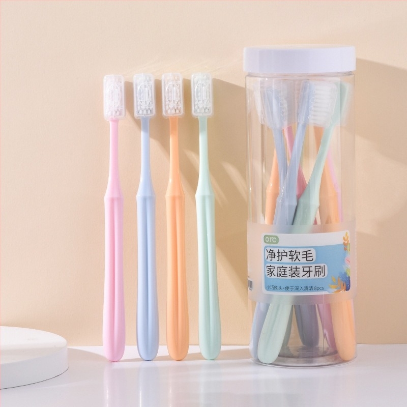 Ručna četkica za zube s cilindričnim dizajnom, mekane vlakna, model R0722, za odrasle