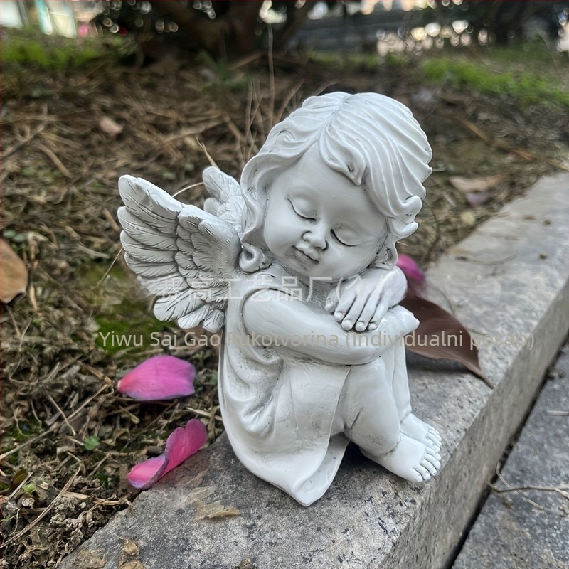 Putto mali anđeo kip – smolni vrtni ukras, moderni minimalistički stil; Materijal: Smola; Kategorija: Umjetničke smole; Pakiranje: Kartonsko pakiranje
