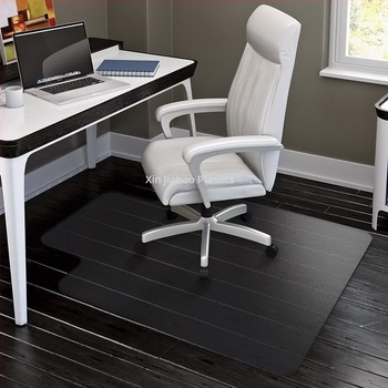 PVC podmetač za stolicu s reljefnom površinom, kvadratnog oblika, jednobojna, periva