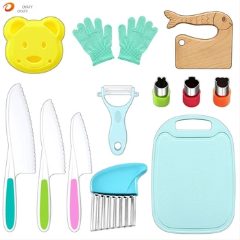 Dječji plastični set noževa za voće i povrće s valovitim oštricam, guljač i kalup za kekse — PP+TPR, duljina oštrice 16.5 cm, ukupna duljina 27.5 cm, injekcijsko oblikovanje