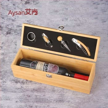 Set pribora za vino – Otvarač boca od bambusa, 4-dijelni set (otvarač, zatvarač, izljevnik, prsten) – moderan stil