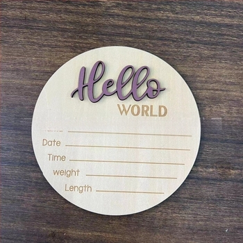 Drvena kružna ploča za rođenje bebe – krštenje; ručno izrađeni privjesak; kućna dekoracija; pogodno za proslave Punog Mjeseca