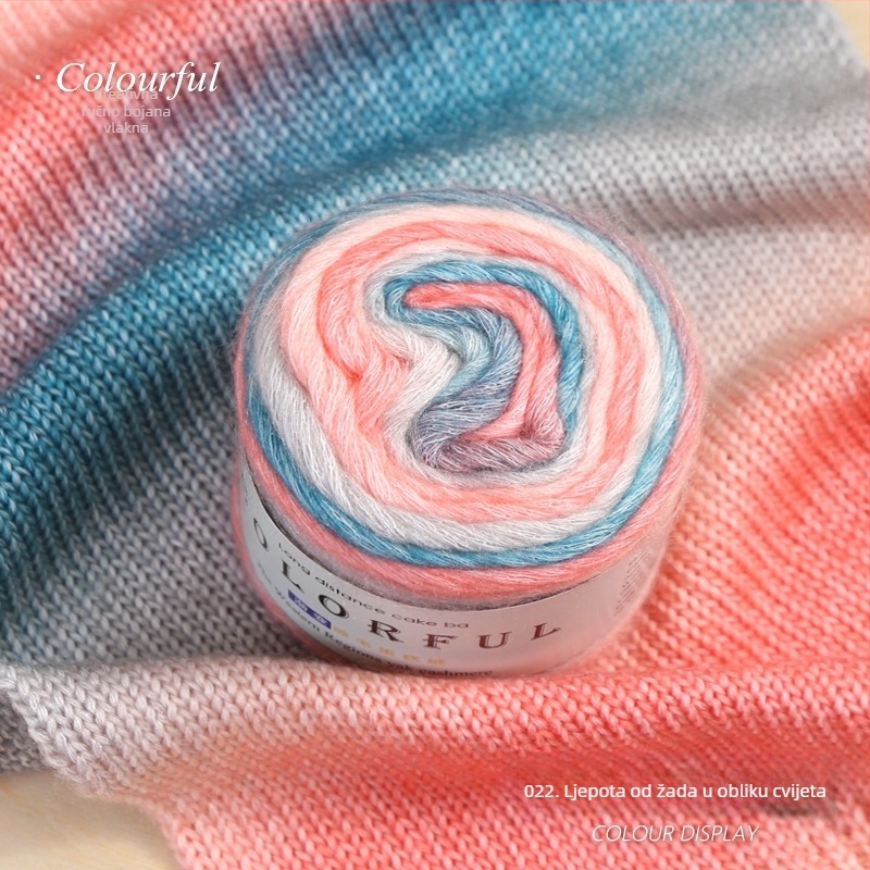 Gomilica vune s gradientnom bojom za ručno pletenje – Spray-spun, srednja debljina