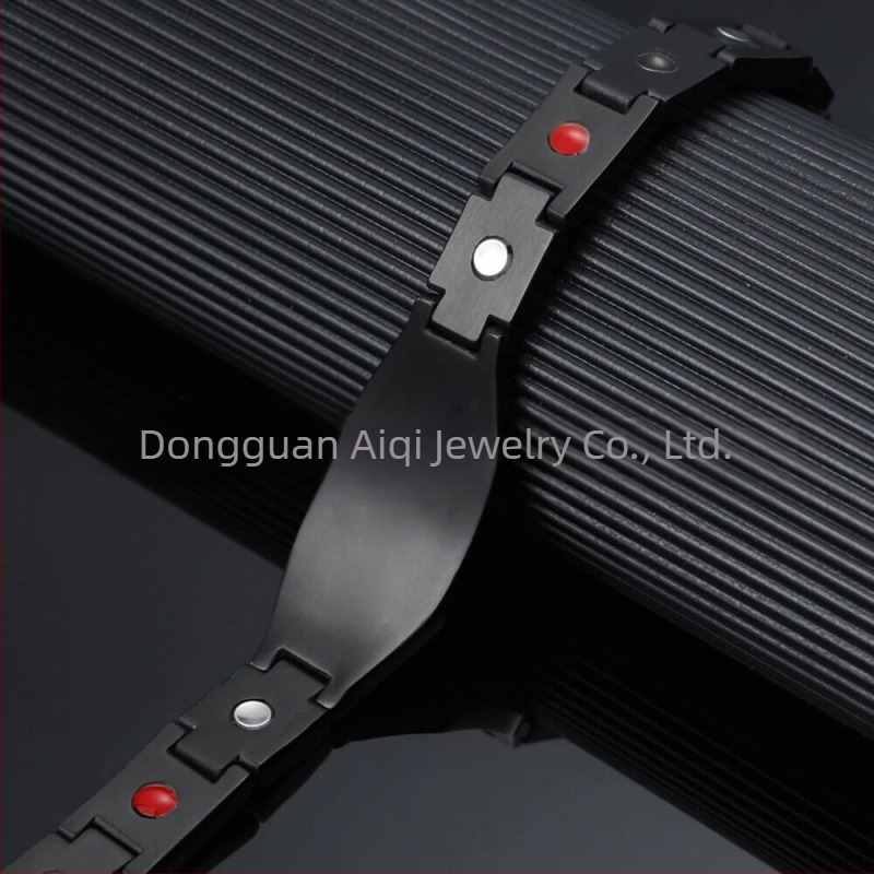 Narukvica od titan čelika s poliranim završnim slojem, muški geometrijski dizajn, dekorativno