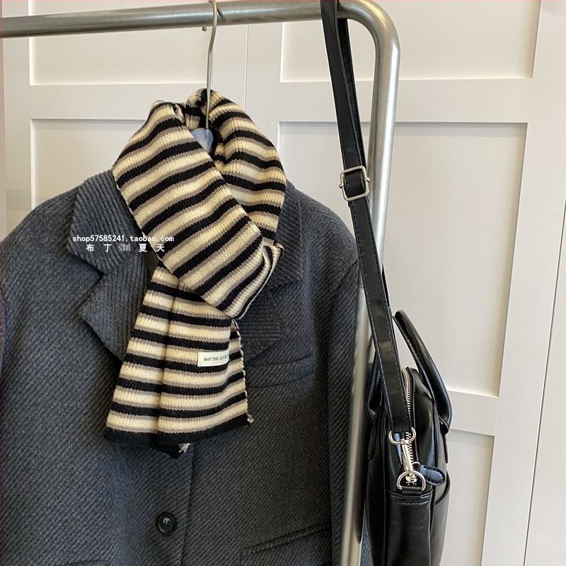 Šal - jednostavno pleteno, topao, zimsko, poliester tkanina (>96% poliester), izlazi u jesen 2024