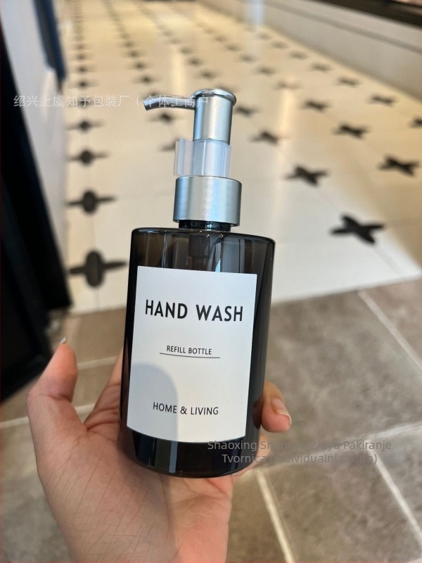 200ml cilindrična bočica za putovanja – Craftsmanship marka, PET materijal, Blow molding, razina pakiranja 3, AJ200ml