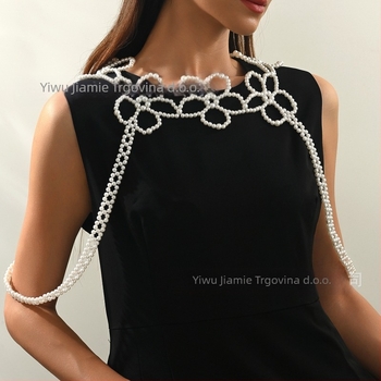 Ručno tkan naramenica s dodatkom za struk i nizom od šupljih perli u obliku cvijeta (Proljeće 2025)