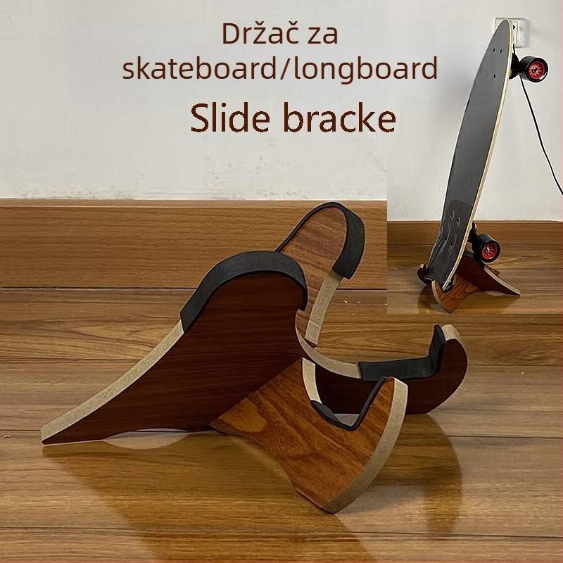 Stalak za izlaganje i skladištenje skateboarda i longboarda s dvostrukim nagibom