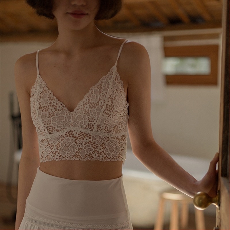 Francuski stil bežični bralet s čipkom, ultra tanak, trokutaste šalice, prekrasan leđa