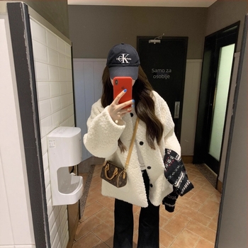 Ženski kaput od ovčje vune, slobodan kroj, srednja duljina, dugi rukavi