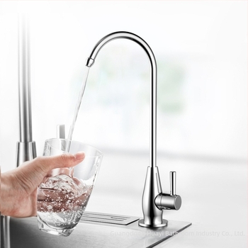 Kuhinjski slavina s filtracijom vode, niskim sadržajem olova, bakar, keramički disk ventil, 1.0 MPa, 1–60°C