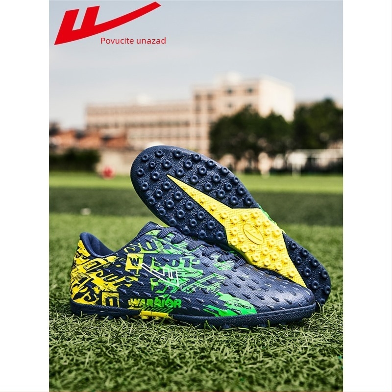 Muške nogometne tenisice Warrior Hui Li – gornji dio od sintetičke kože, unutarnja mreža, gumena potplat, vezanje na šnuru, niski potpetica