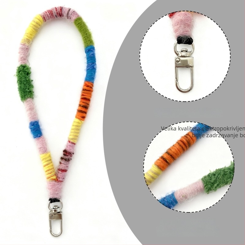 Ručni pleteni kaiš za mobitel od mohira, metalni priključak, linijski uzorak, originalni dizajn s privjeskom u obliku ključa