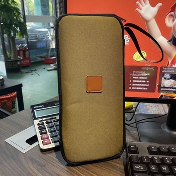 Tvrda zaštitna futrola za Switch2 prijenosnu gaming konzolu s OLED zaslonom, vodootporna i otporna na padove, težina 300 g