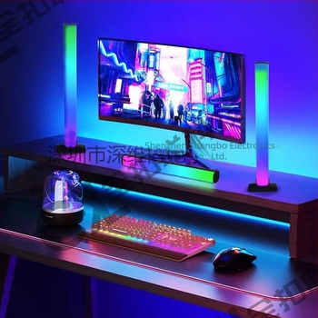 LED ambijentalno svjetlo s glasa upravljanjem i sinkronizacijom ritma (Model fw-1; LED svjetlo; 5V; abažur od aluminijske legure; daljinsko upravljanje)