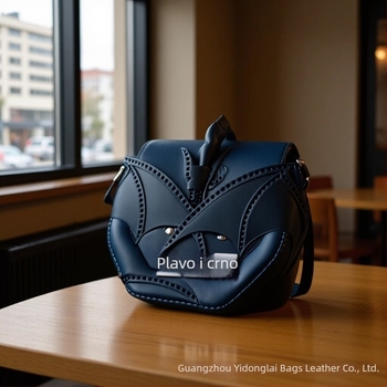 Dragon Wings PU crossbody torba — okruglog oblika, zatvaranje poklopcem, gradski stil