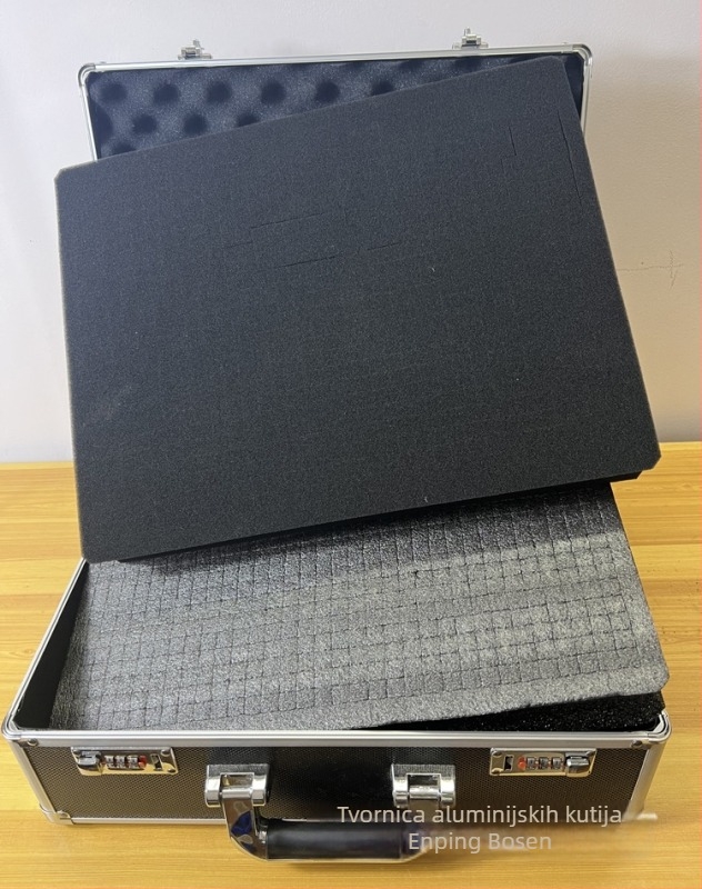 Aluminijska kutija za alat s kombinacijskim zaključavanjem – prijenosna kutija za alate, fotografsku opremu i IT skladištenje – nosivost 5 kg – Model br. 22
